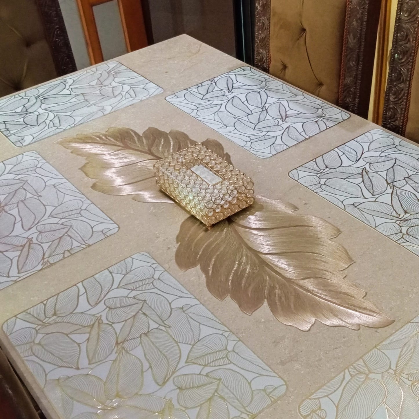 Botanical Golden Leaf Linen Mat ( Set Of 4)