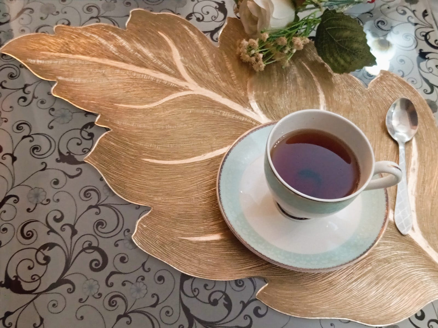Golden Leaf Dining Table Mat (Set of 2)