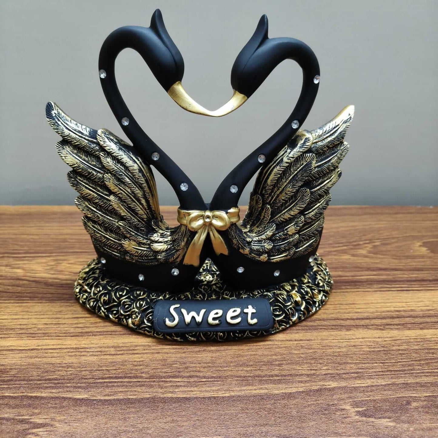 Royal Love Swans