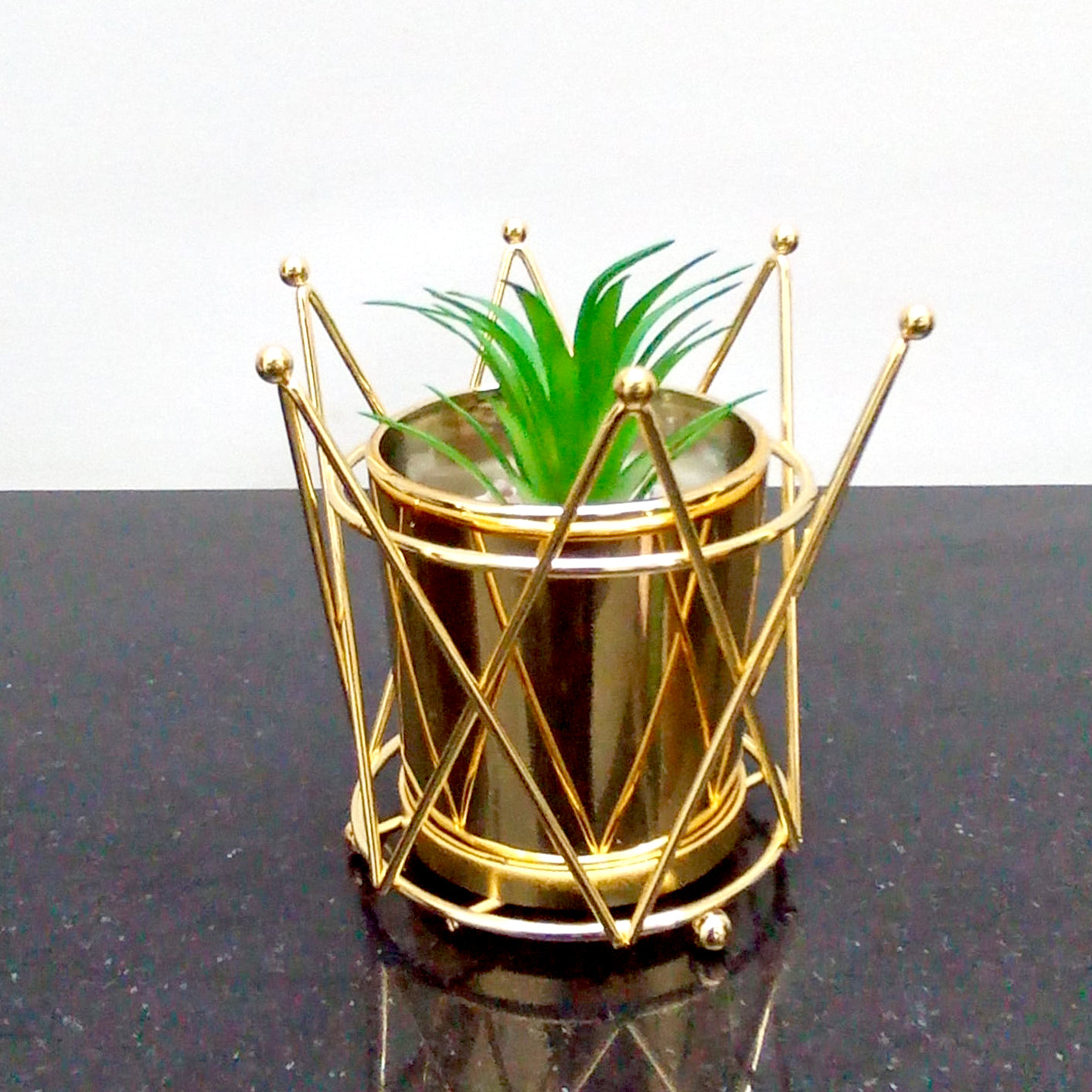 Realistic Artificial Golden Pot Plant